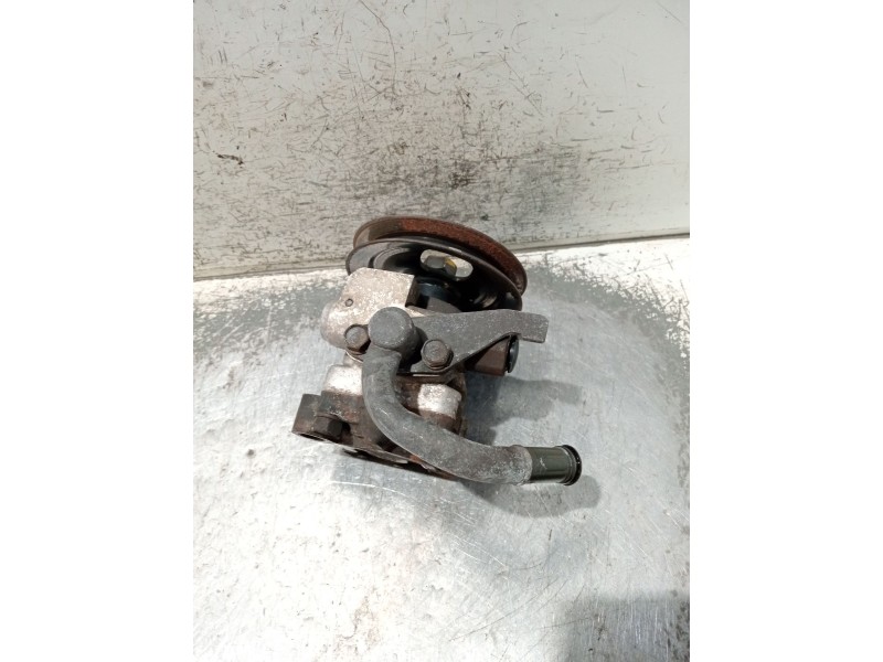 Recambio de bomba direccion para hyundai matrix (fc) 1.6 gls referencia OEM IAM YST12  