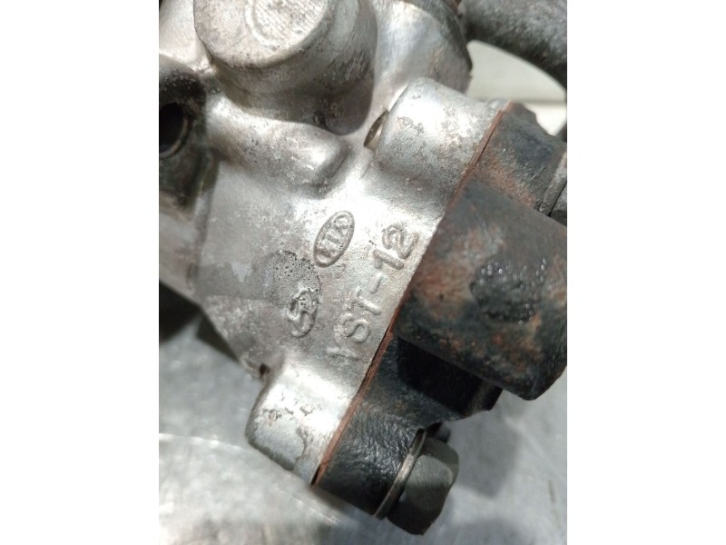 Recambio de bomba direccion para hyundai matrix (fc) 1.6 gls referencia OEM IAM YST12  