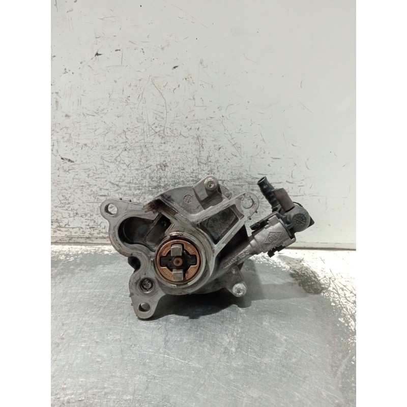 Recambio de depresor freno / bomba vacio para renault trafic caja cerrada (ab 4.01) referencia OEM IAM 8200781547 781547B 
