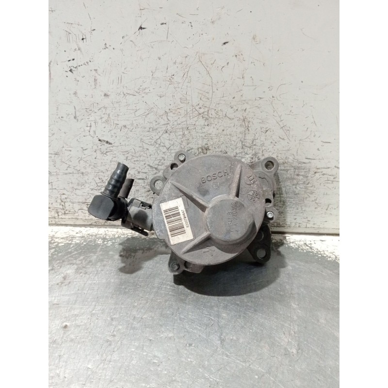Recambio de depresor freno / bomba vacio para renault trafic caja cerrada (ab 4.01) referencia OEM IAM 8200781547 781547B 
