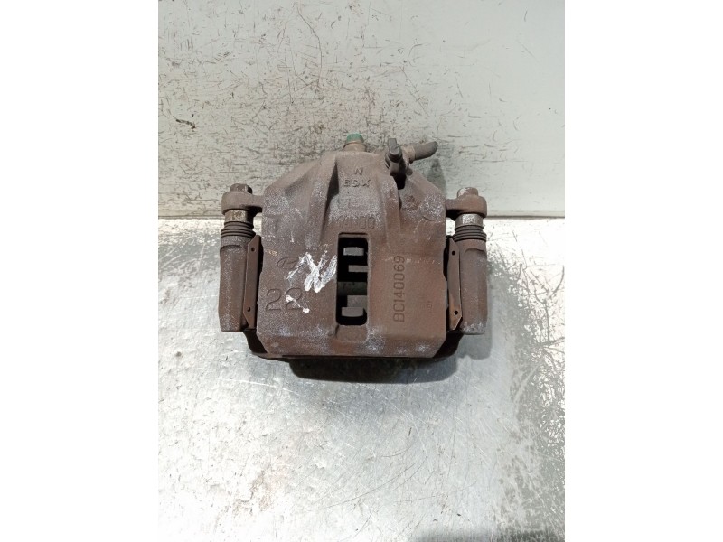 Recambio de pinza freno delantera izquierda para hyundai matrix (fc) 1.6 gls referencia OEM IAM BC140069  