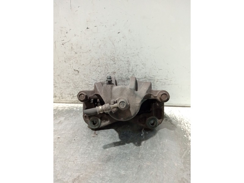 Recambio de pinza freno delantera izquierda para hyundai matrix (fc) 1.6 gls referencia OEM IAM BC140069  