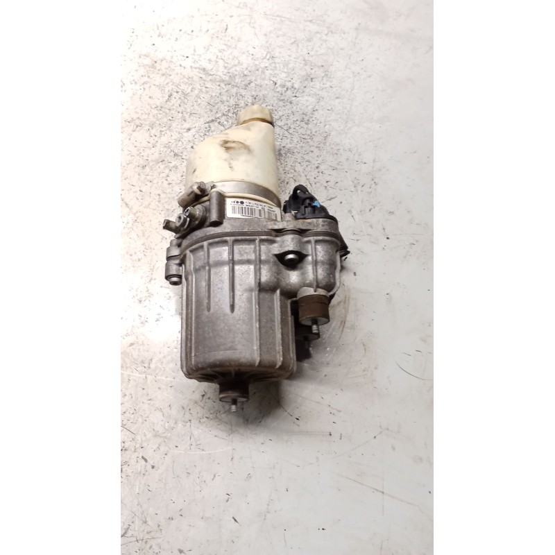 Recambio de bomba direccion para opel zafira b referencia OEM IAM 13192897  rc