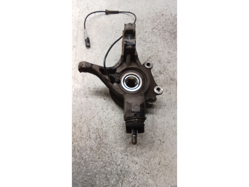 Recambio de mangueta delantera izquierda para citroën c4 coupe by loeb referencia OEM IAM   