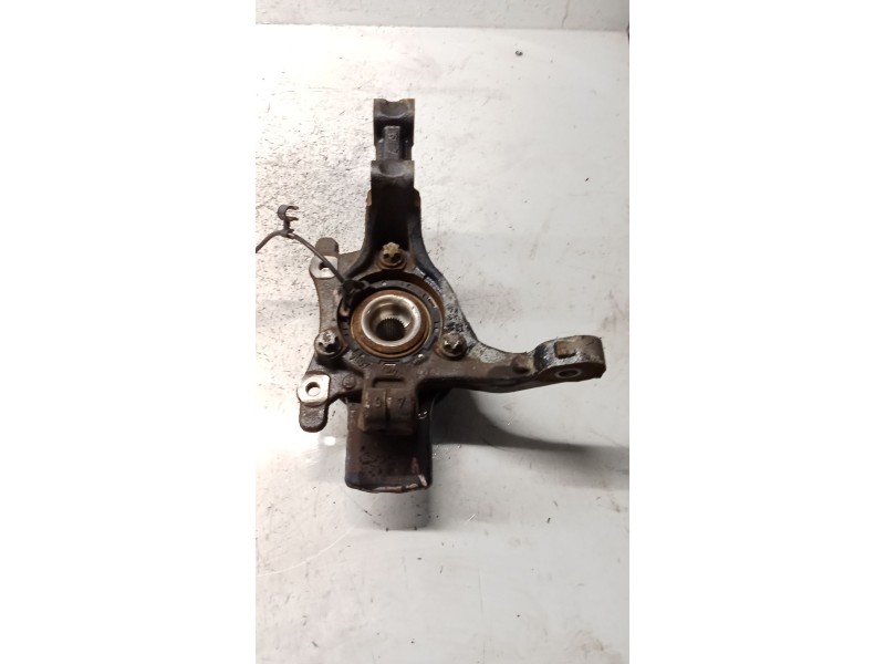 Recambio de mangueta delantera derecha para opel zafira b referencia OEM IAM   