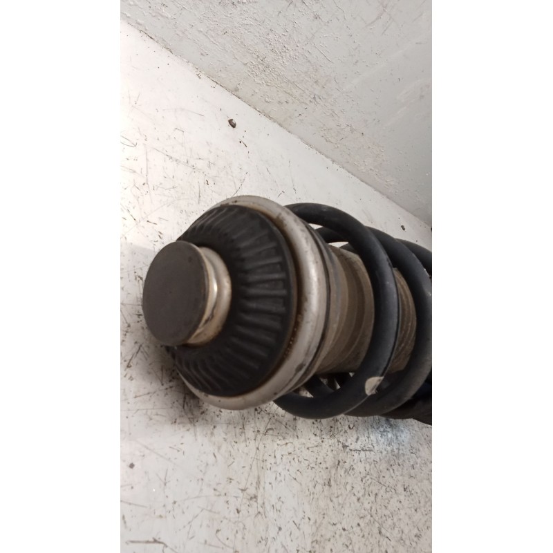 Recambio de amortiguador delantero izquierdo para opel zafira b referencia OEM IAM 22214012  