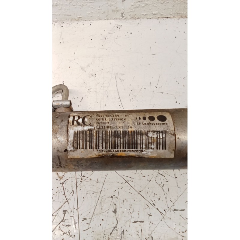 Recambio de cremallera direccion para opel zafira b referencia OEM IAM 13188616  