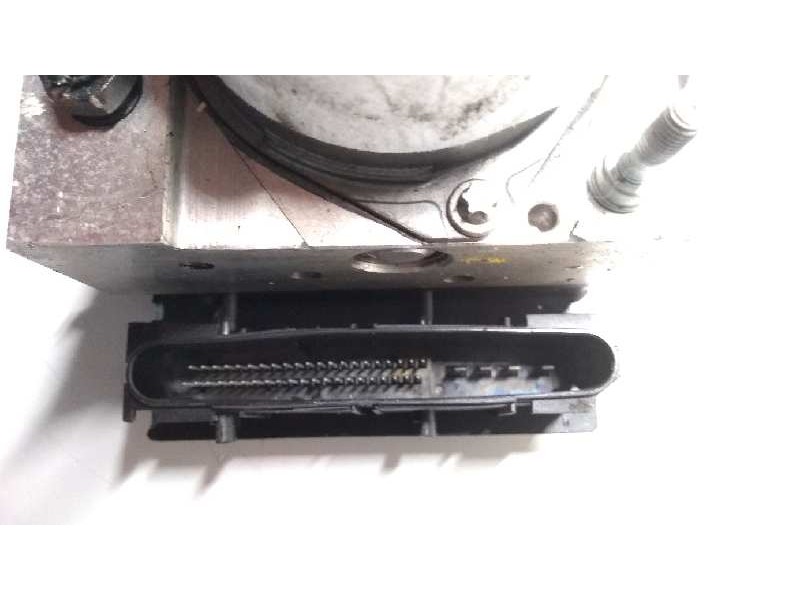 Recambio de abs para kia cee´d referencia OEM IAM 0265230231 0265950938 589201H650