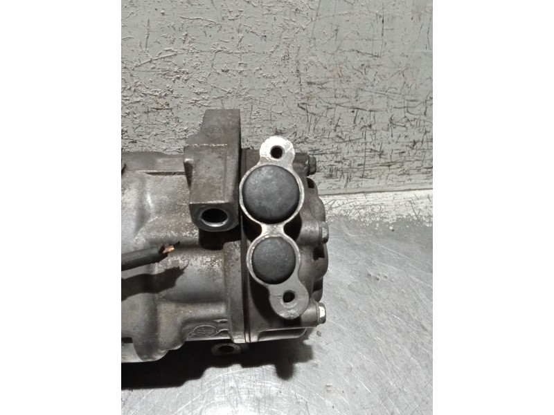 Recambio de compresor aire acondicionado para dacia logan referencia OEM IAM 8200802609  