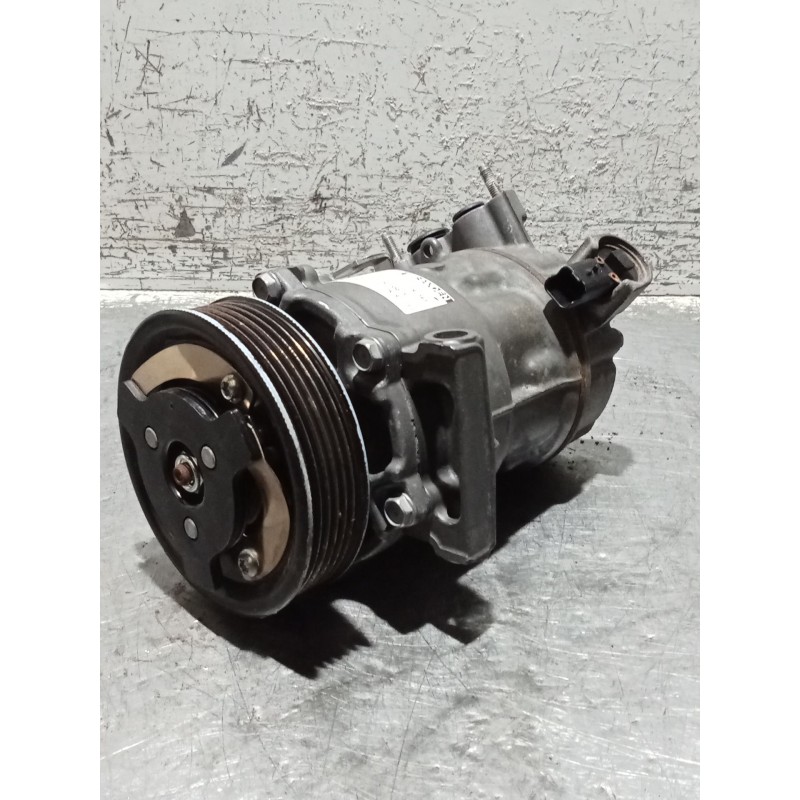 Recambio de compresor aire acondicionado para peugeot 208 referencia OEM IAM 9675655880 9807722580003 