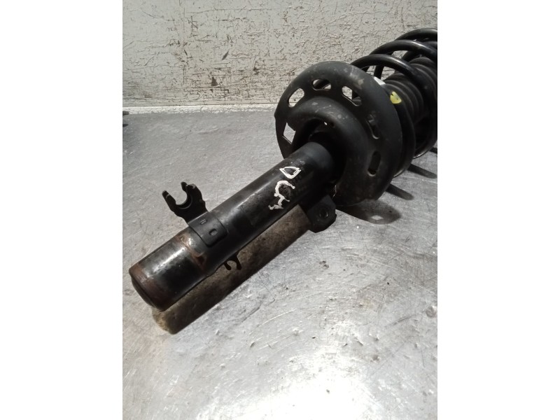 Recambio de amortiguador delantero derecho para peugeot 208 referencia OEM IAM 9620324680  