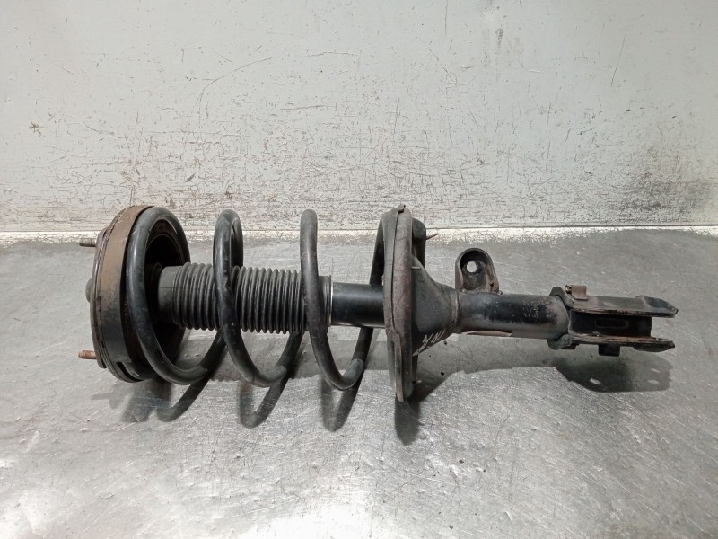 Recambio de amortiguador delantero izquierdo para kia carnival referencia OEM IAM 546514D200  