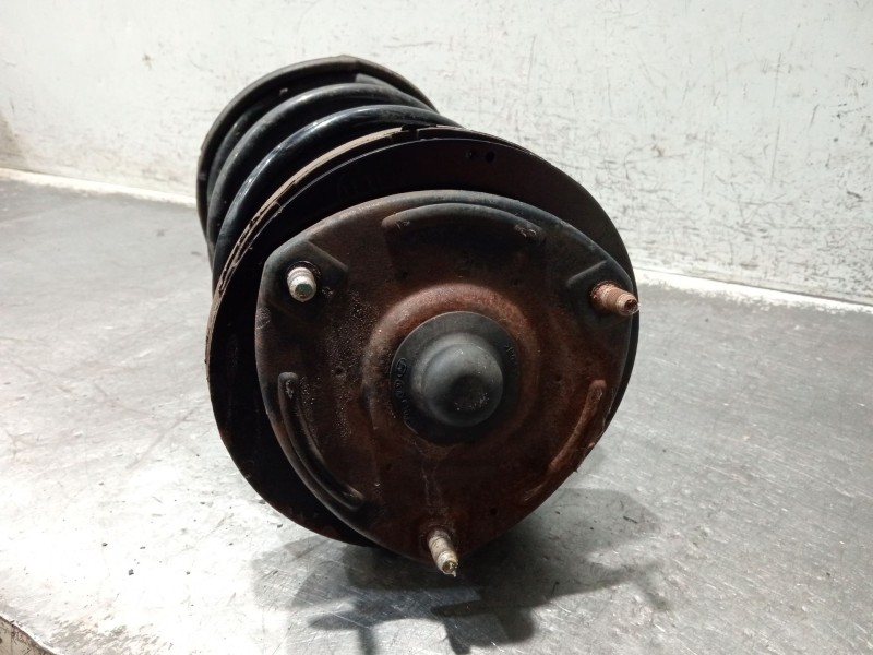 Recambio de amortiguador delantero izquierdo para kia carnival referencia OEM IAM 546514D200  