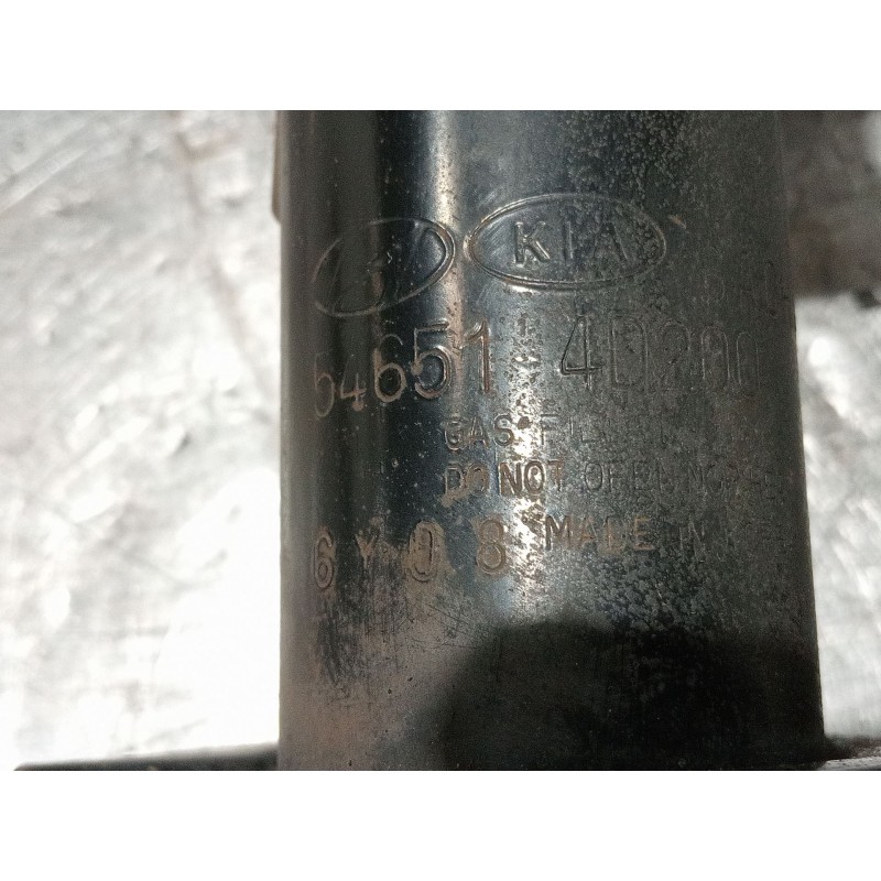 Recambio de amortiguador delantero izquierdo para kia carnival referencia OEM IAM 546514D200  