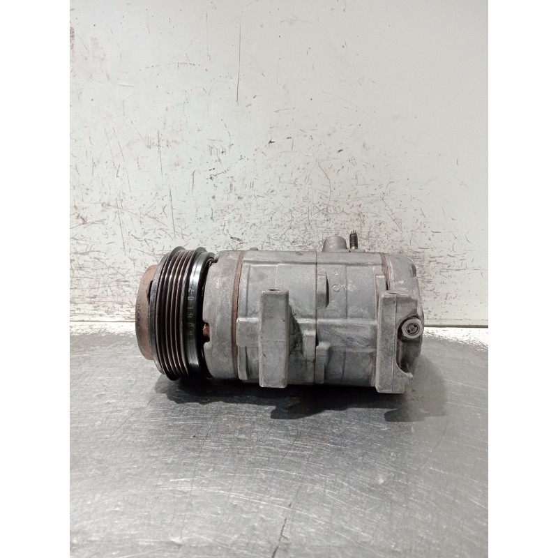 Recambio de compresor aire acondicionado para kia carnival referencia OEM IAM 977014DXXX  