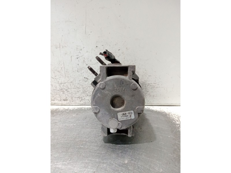 Recambio de compresor aire acondicionado para kia carnival referencia OEM IAM 977014DXXX  