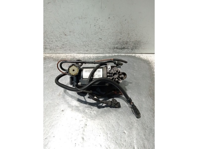 Recambio de bomba suspension para audi a8 (4e2) 4.2 quattro referencia OEM IAM 15155000452  