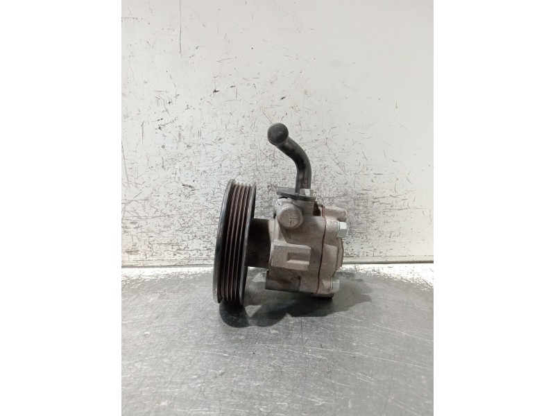 Recambio de bomba direccion para kia carnival referencia OEM IAM   