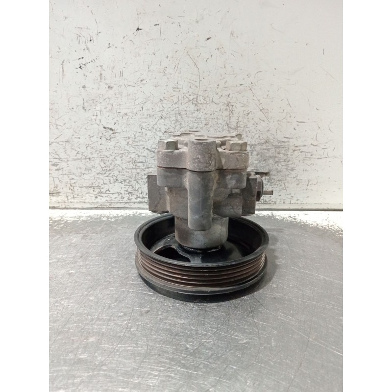 Recambio de bomba direccion para kia carnival referencia OEM IAM   