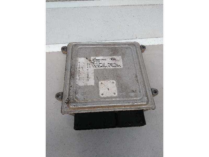 Recambio de centralita motor uce para kia cee´d referencia OEM IAM 5WY1C18A 3914023111 SIM2K47