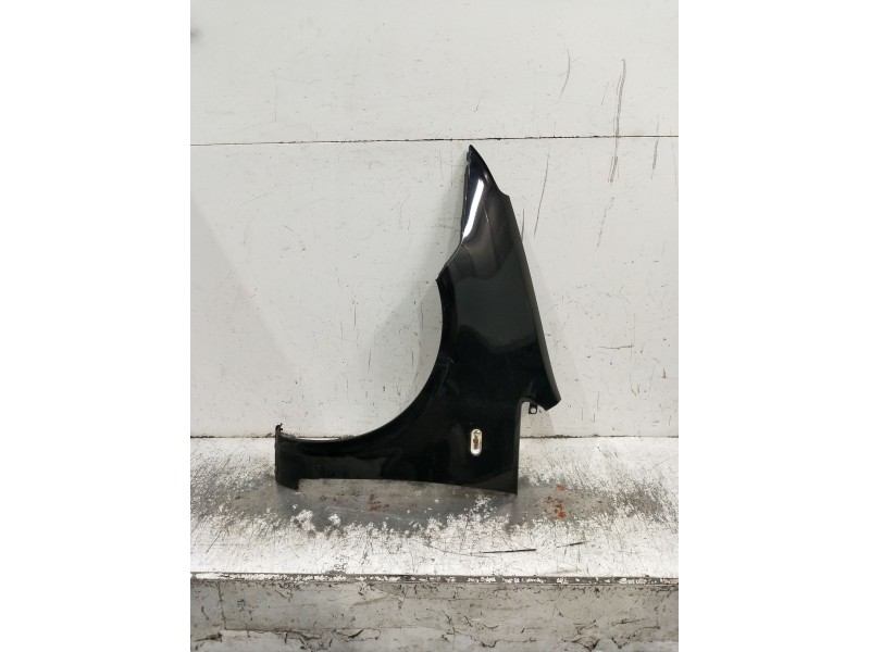 Recambio de aleta delantera izquierda para ford c-max (cb3) ambiente referencia OEM IAM   