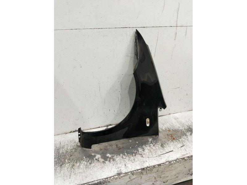 Recambio de aleta delantera izquierda para ford c-max (cb3) ambiente referencia OEM IAM   