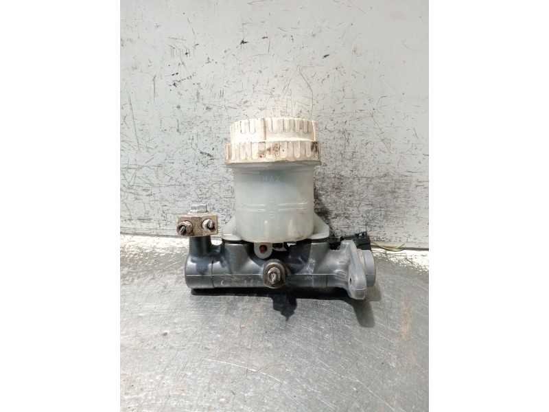 Recambio de bomba freno para mitsubishi montero (v20/v40) referencia OEM IAM   