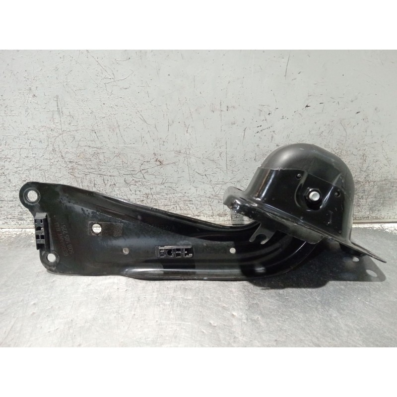 Recambio de brazo suspension superior trasero izquierdo para cupra formentor referencia OEM IAM 5Q0505225C  