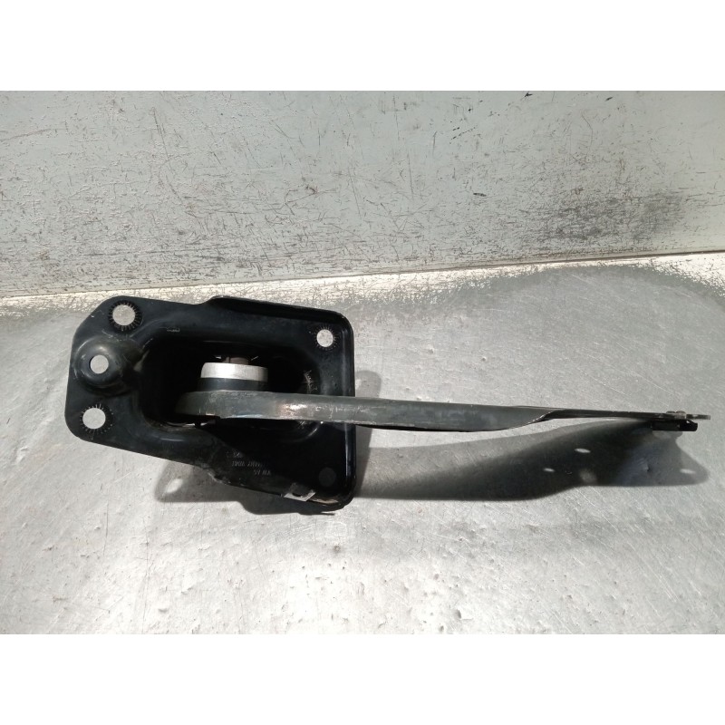 Recambio de brazo suspension superior trasero izquierdo para cupra formentor referencia OEM IAM 5Q0505225C  