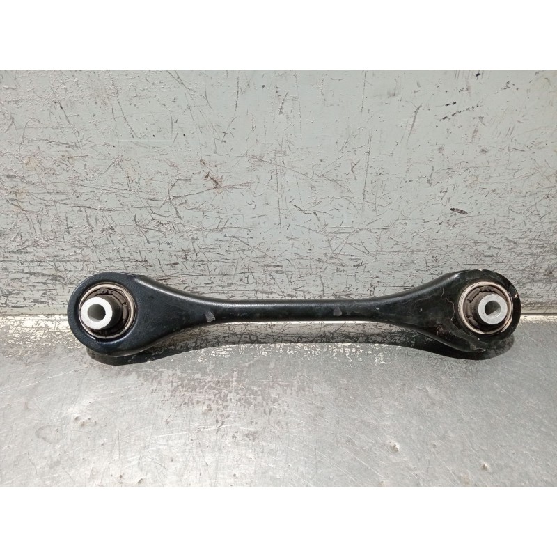 Recambio de brazo suspension superior trasero derecho para cupra formentor referencia OEM IAM 5Q0501529E  