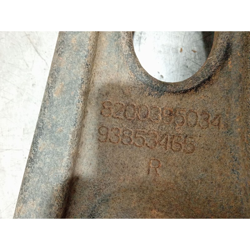 Recambio de brazo suspension inferior delantero derecho para renault trafic caja cerrada (ab 4.01) referencia OEM IAM 8200395034