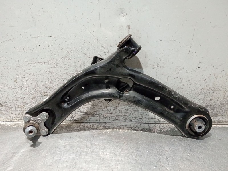Recambio de brazo suspension inferior delantero izquierdo para cupra formentor referencia OEM IAM   