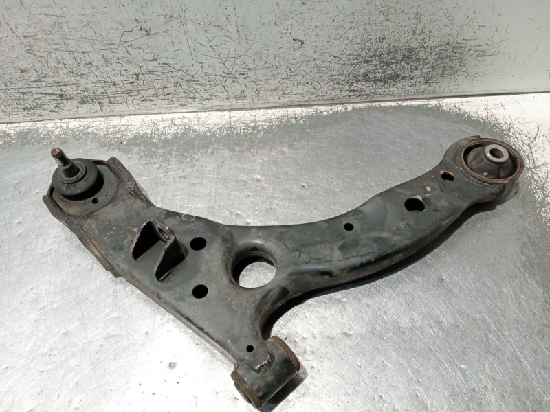 Recambio de brazo suspension inferior delantero derecho para hyundai matrix (fc) 1.6 gls referencia OEM IAM   