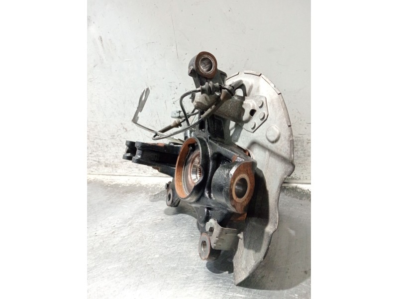 Recambio de mangueta delantera derecha para citroën c4 spacetourer 1.2 referencia OEM IAM 9815285080  