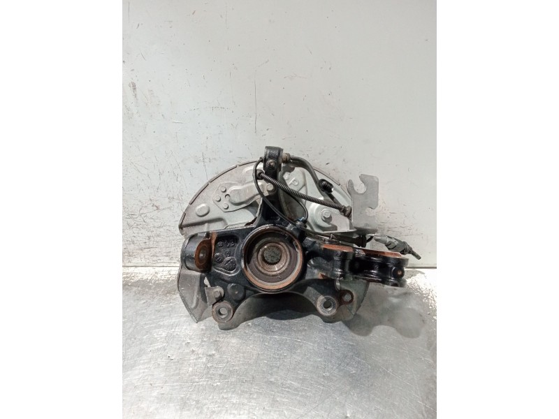 Recambio de mangueta delantera izquierda para citroën c4 spacetourer 1.2 referencia OEM IAM 9815285180  