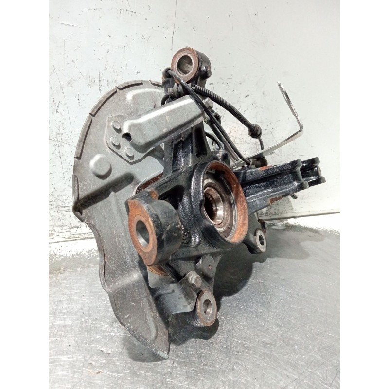 Recambio de mangueta delantera izquierda para citroën c4 spacetourer 1.2 referencia OEM IAM 9815285180  