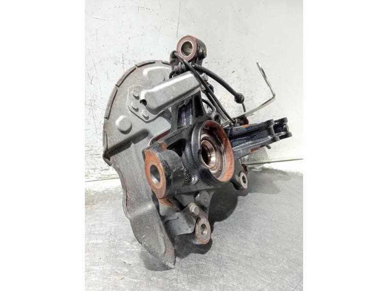 Recambio de mangueta delantera izquierda para citroën c4 spacetourer 1.2 referencia OEM IAM 9815285180  