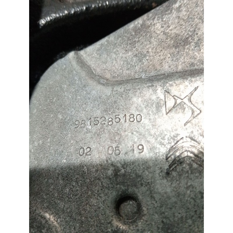 Recambio de mangueta delantera izquierda para citroën c4 spacetourer 1.2 referencia OEM IAM 9815285180  