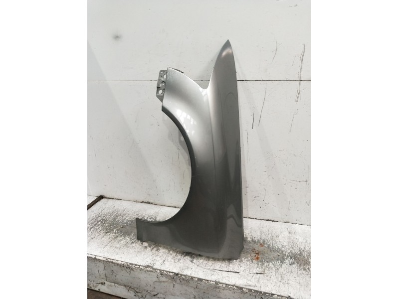 Recambio de aleta delantera izquierda para audi a6 berlina (4f2) 2.0 tdi referencia OEM IAM   