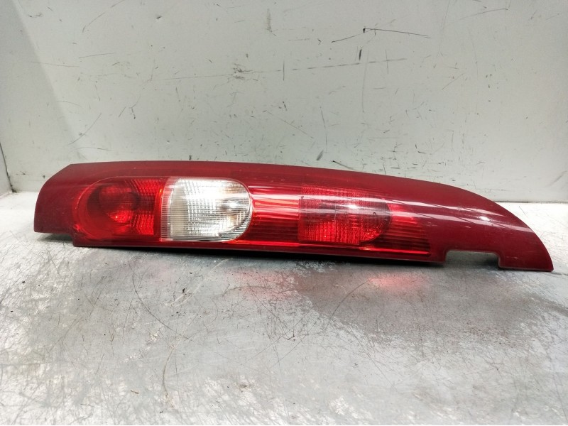 Recambio de piloto trasero derecho para nissan kubistar (x76) referencia OEM IAM   