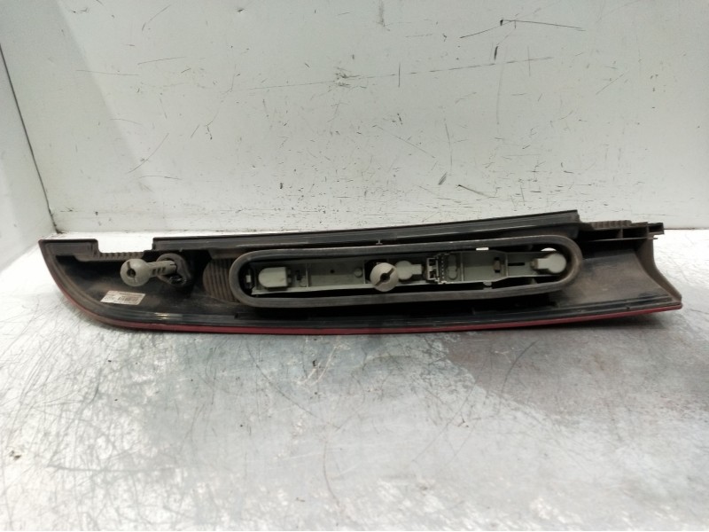 Recambio de piloto trasero izquierdo para nissan kubistar (x76) referencia OEM IAM 8200189854  