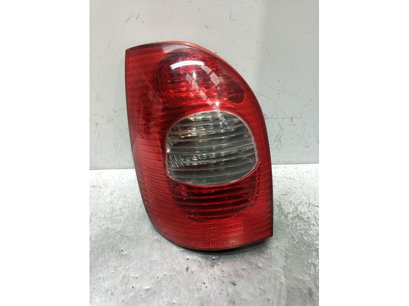 Recambio de piloto trasero izquierdo para citroën xsara picasso referencia OEM IAM 965000588002/89032867  
