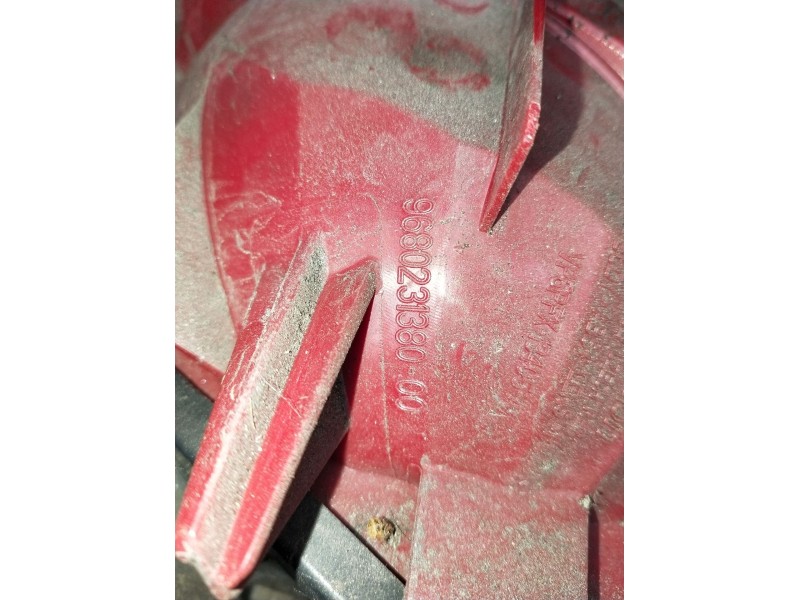 Recambio de piloto trasero izquierdo para peugeot 207 cc referencia OEM IAM 968023138000  