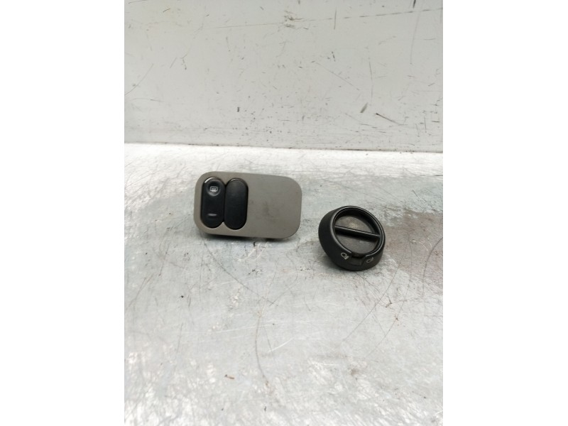Recambio de mando luces para nissan kubistar (x76) referencia OEM IAM 8200091748  