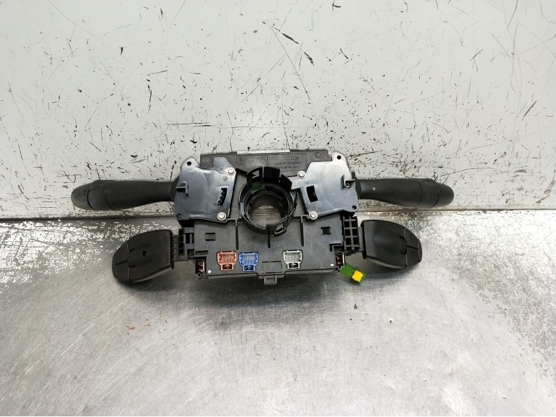 Recambio de mando luces para peugeot 207 cc referencia OEM IAM 96630727XT3269188  