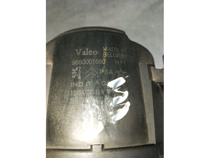 Recambio de faro antiniebla derecho para peugeot 207 cc referencia OEM IAM 9650001680  