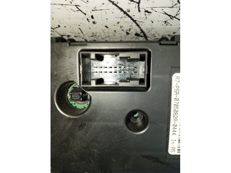 Recambio de mando calefaccion / aire acondicionado para peugeot 207 cc referencia OEM IAM 9649866xt  