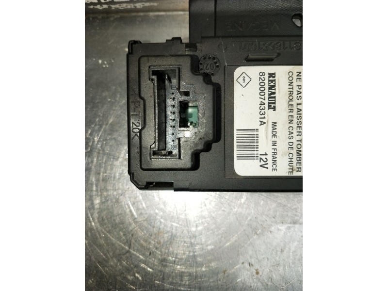 Recambio de conmutador de arranque para renault megane ii berlina 5p referencia OEM IAM S118G1001/8200074331A  