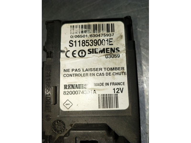 Recambio de conmutador de arranque para renault megane ii berlina 5p referencia OEM IAM S118G1001/8200074331A  