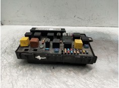 Recambio de caja reles / fusibles para opel astra gtc referencia OEM IAM 132502315dk00946420  